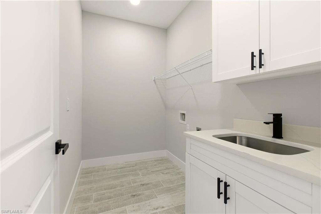 131 Kismet Pkwy E Property Photo 26