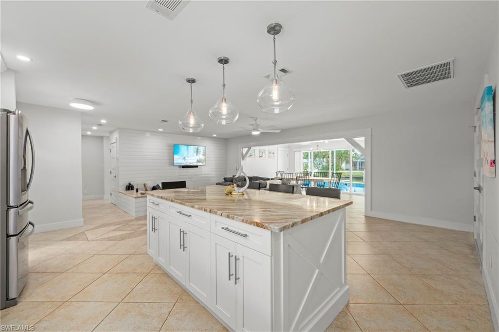 5310 Bayshore Ave Property Photo 8