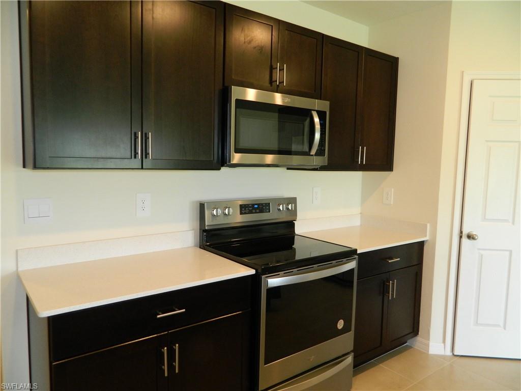 25118 Doredo Dr Property Photo 3