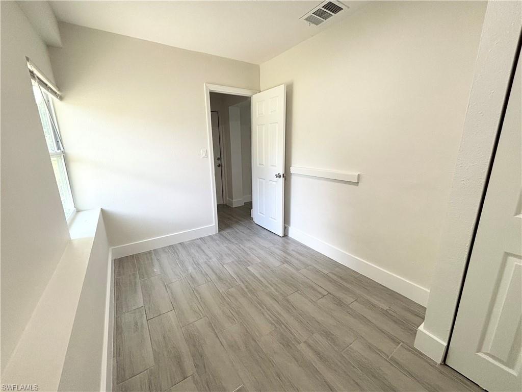 559 Wood Ave Property Photo 14