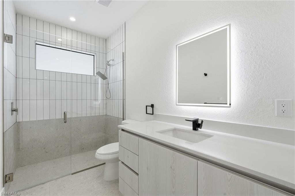 321 Ne 15th Ter Property Photo 30