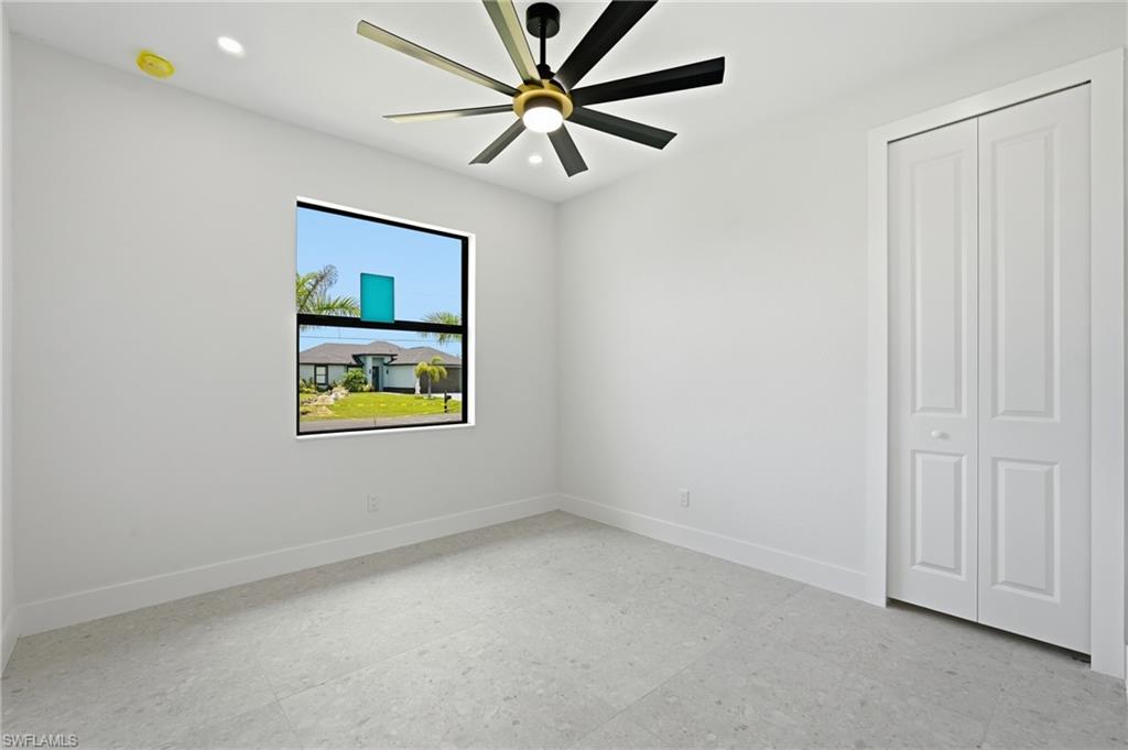 321 Ne 15th Ter Property Photo 31