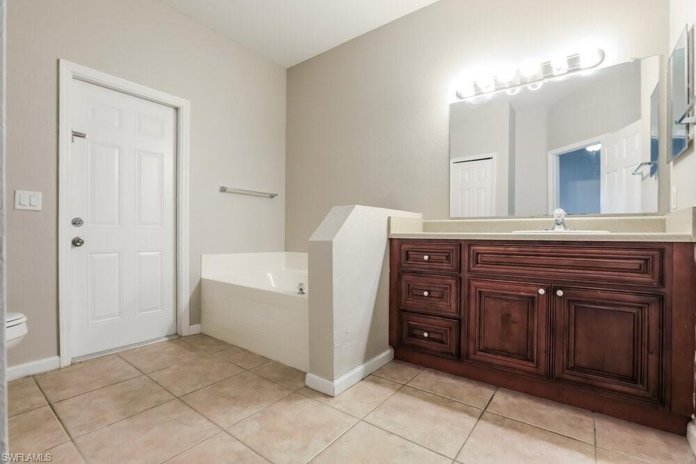 15385 Lakeland Cir Property Photo 11