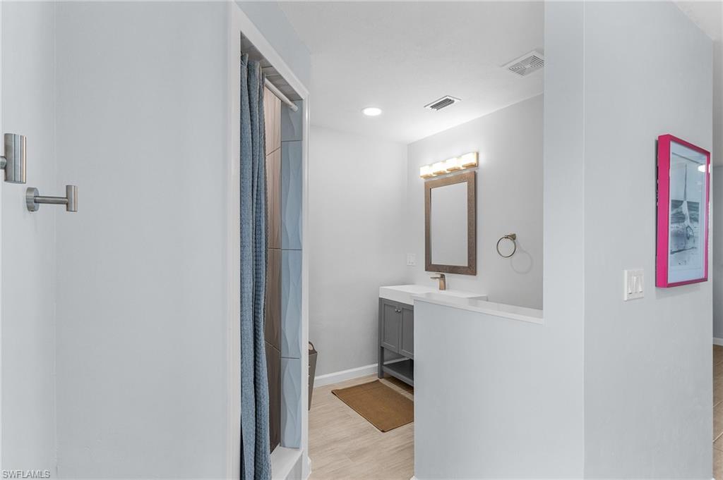 2709 Clyde St Property Photo 15