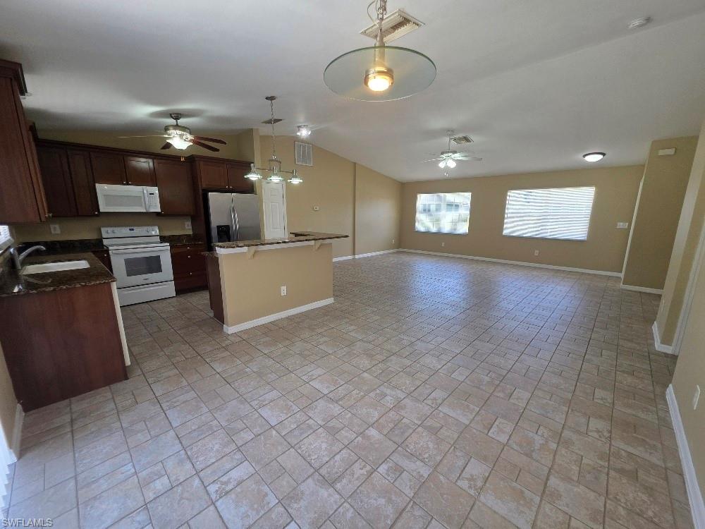 348 Rancho Ave Property Photo 5