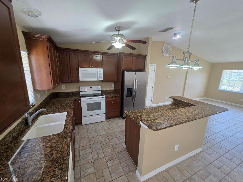 348 Rancho Ave Property Photo 6