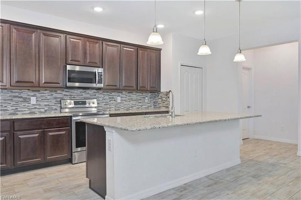 8784 Cascade Price Cir Property Photo 13