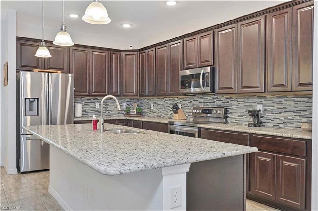 8784 Cascade Price Cir Property Photo 15