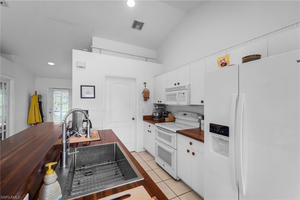 524 Tropicana Pkwy W Property Photo 5