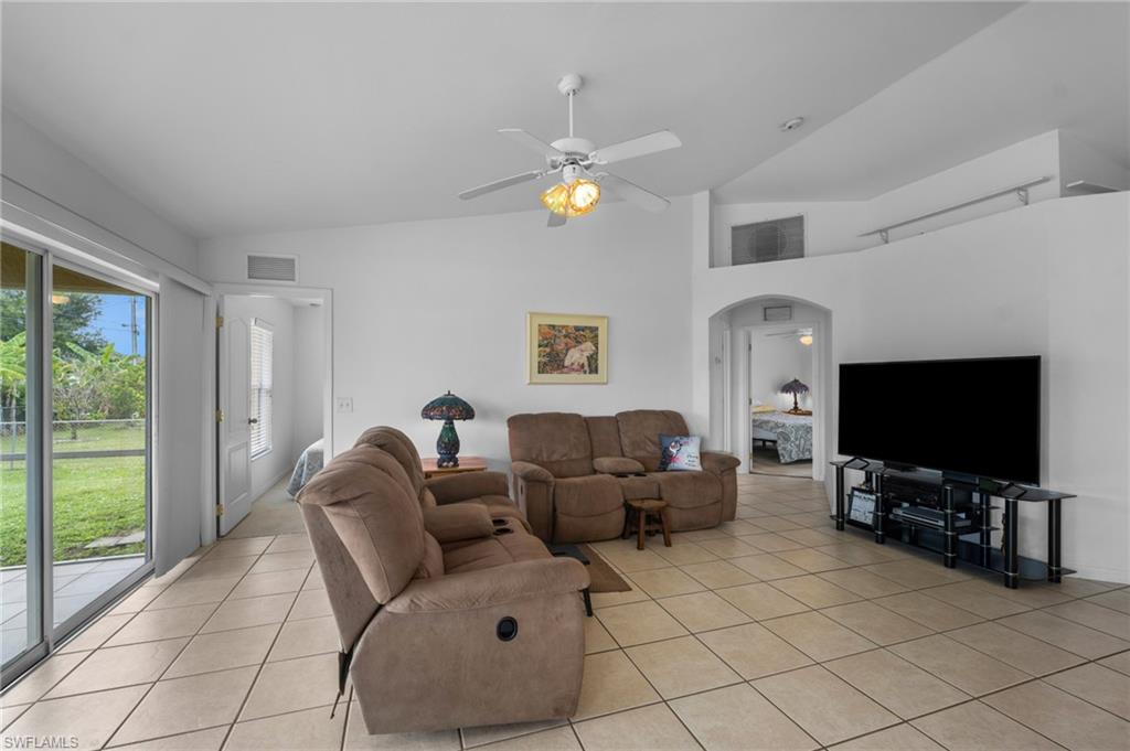 524 Tropicana Pkwy W Property Photo 10