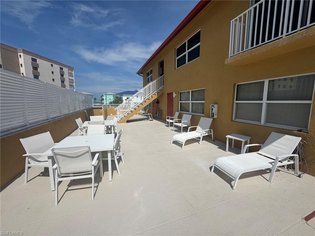 2550 Estero Blvd 12 Property Photo 7