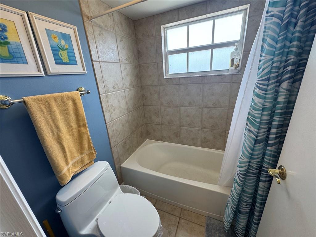 2550 Estero Blvd 12 Property Photo 29