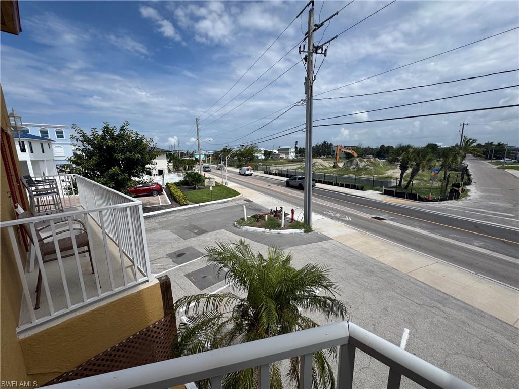 2550 Estero Blvd 12 Property Photo 30