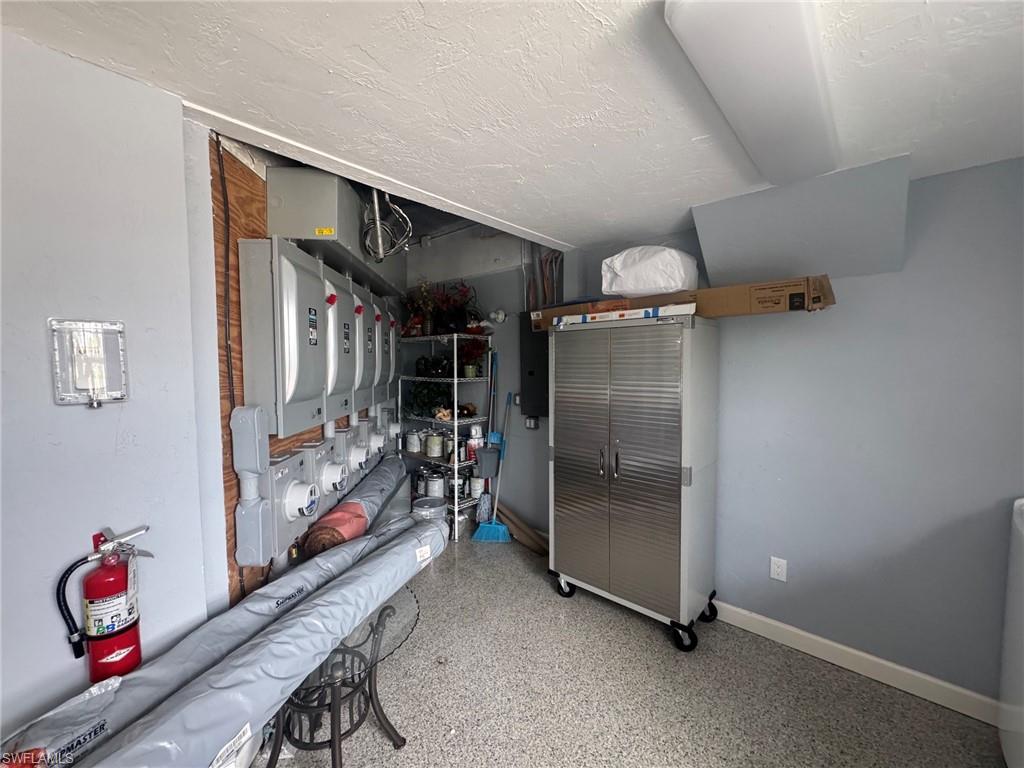 2550 Estero Blvd 12 Property Photo 41