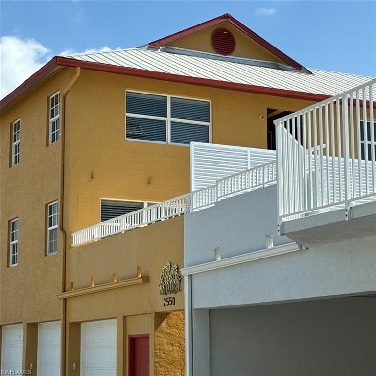 2550 Estero Blvd 12 Property Photo 44