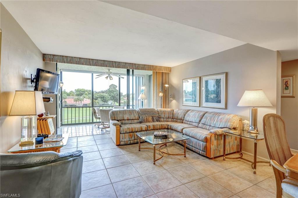 4586 Trawler Ct 304 Property Photo 8