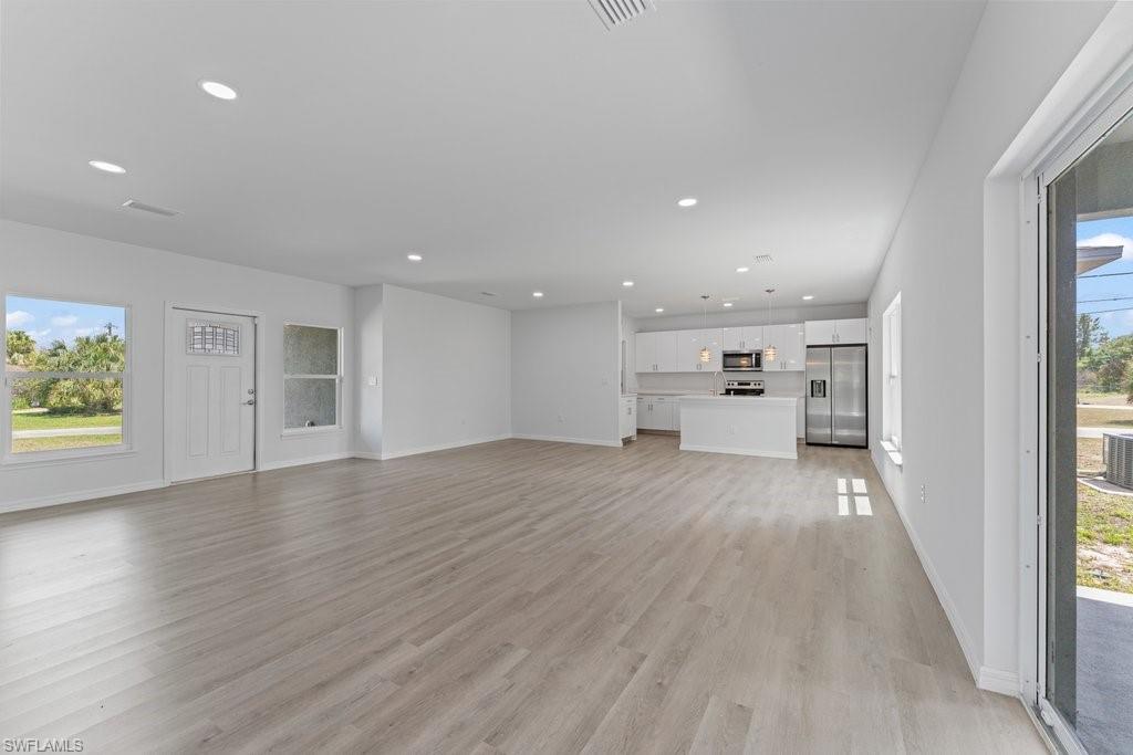 15 Hampton Ave Property Photo 15