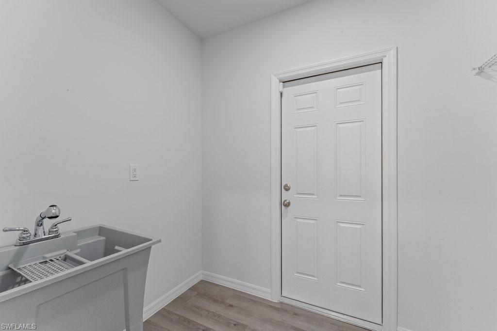 15 Hampton Ave Property Photo 19