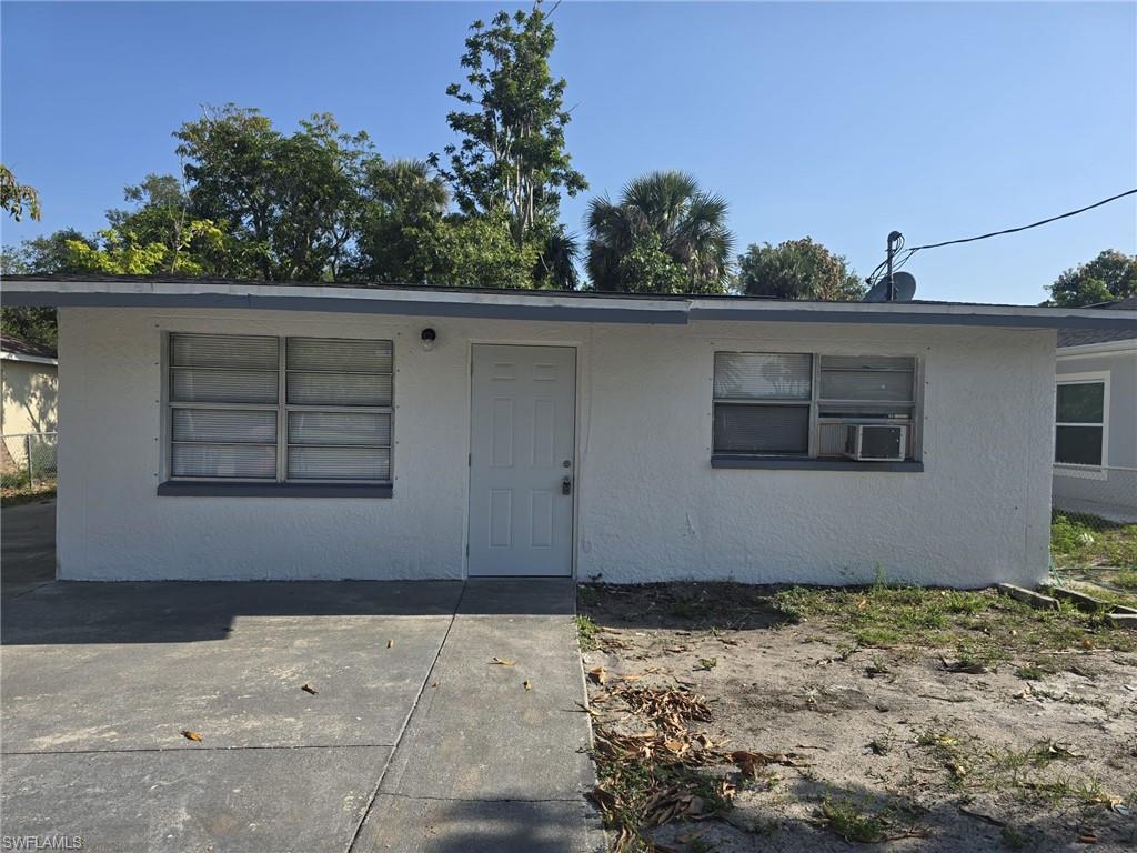 3135 Blount St Property Photo 1