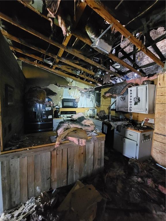 4618 Sw 6th Ave Property Photo 4