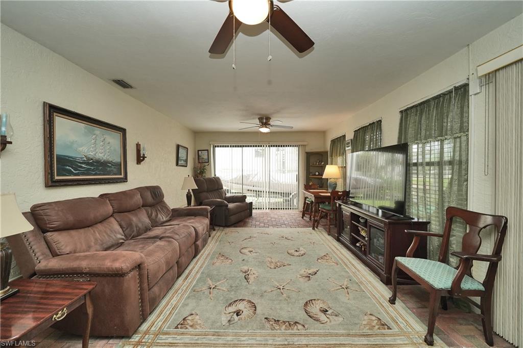 7228 Reymoor Dr Property Photo 26