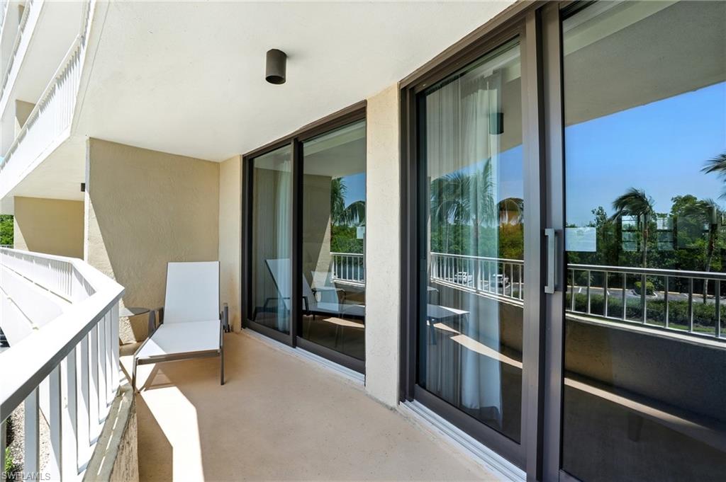 440 Seaview Ct 201 Property Photo 26