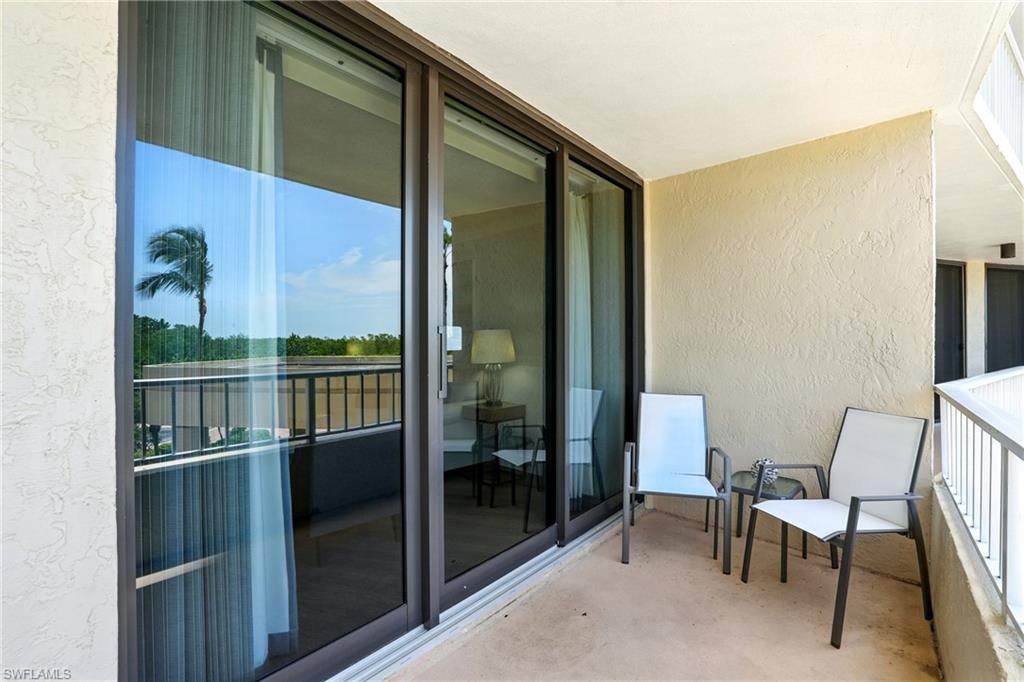 440 Seaview Ct 201 Property Photo 28