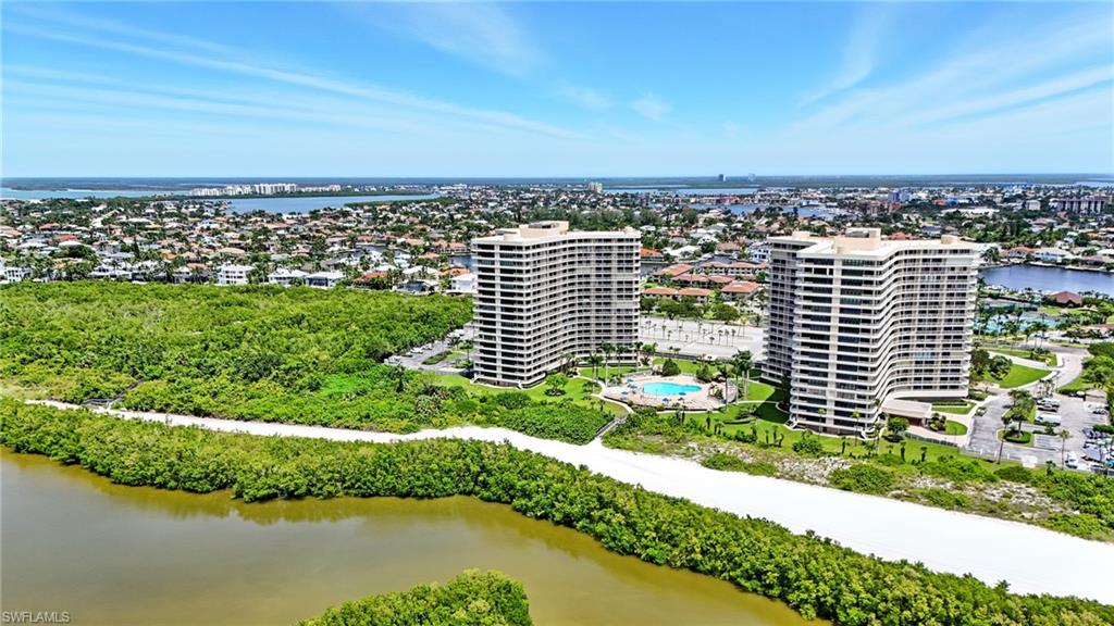 440 Seaview Ct 201 Property Photo 37