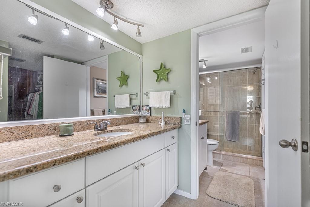 1700 Pine Valley Dr 207 Property Photo 8