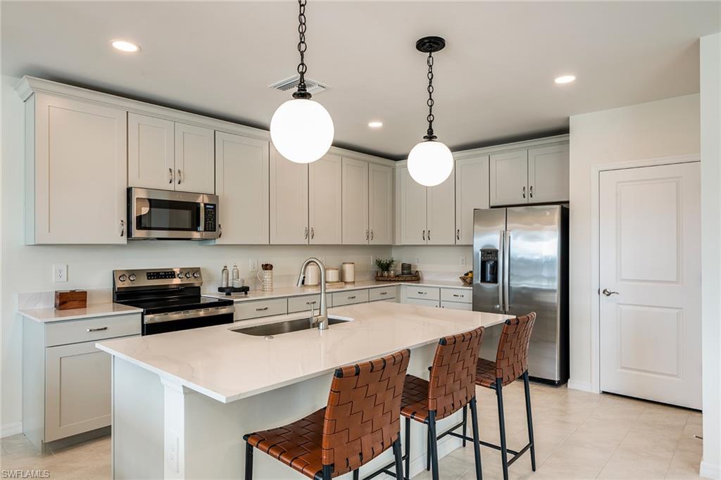 264 Moonlit Lake Trl Property Photo 6