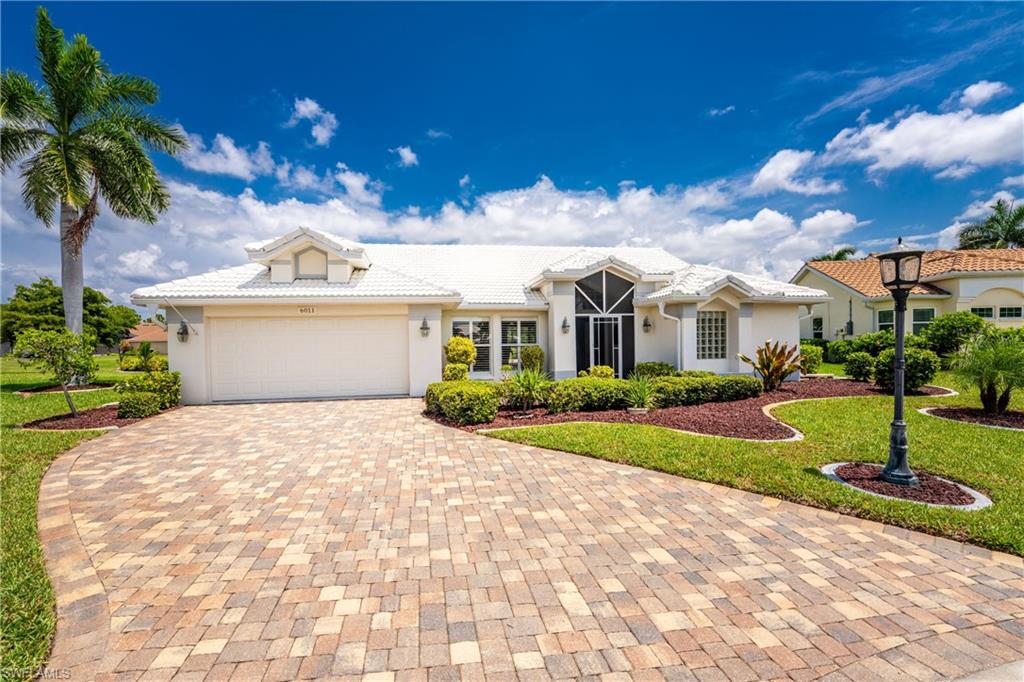 6011 Key Largo Cir Property Photo 2