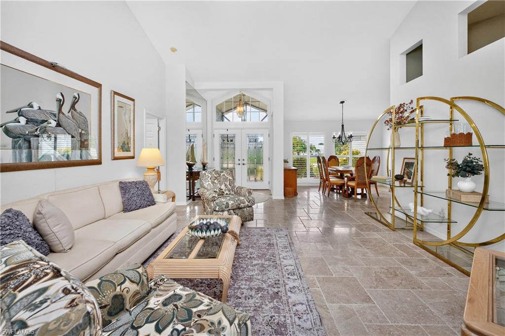 6011 Key Largo Cir Property Photo 8