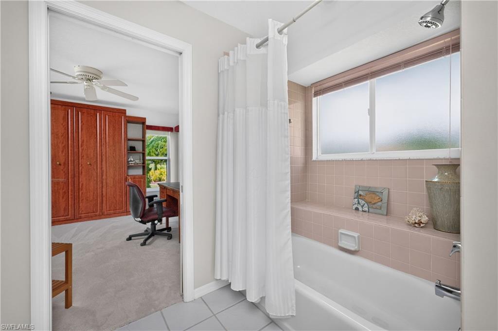 6011 Key Largo Cir Property Photo 28