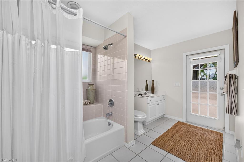 6011 Key Largo Cir Property Photo 30