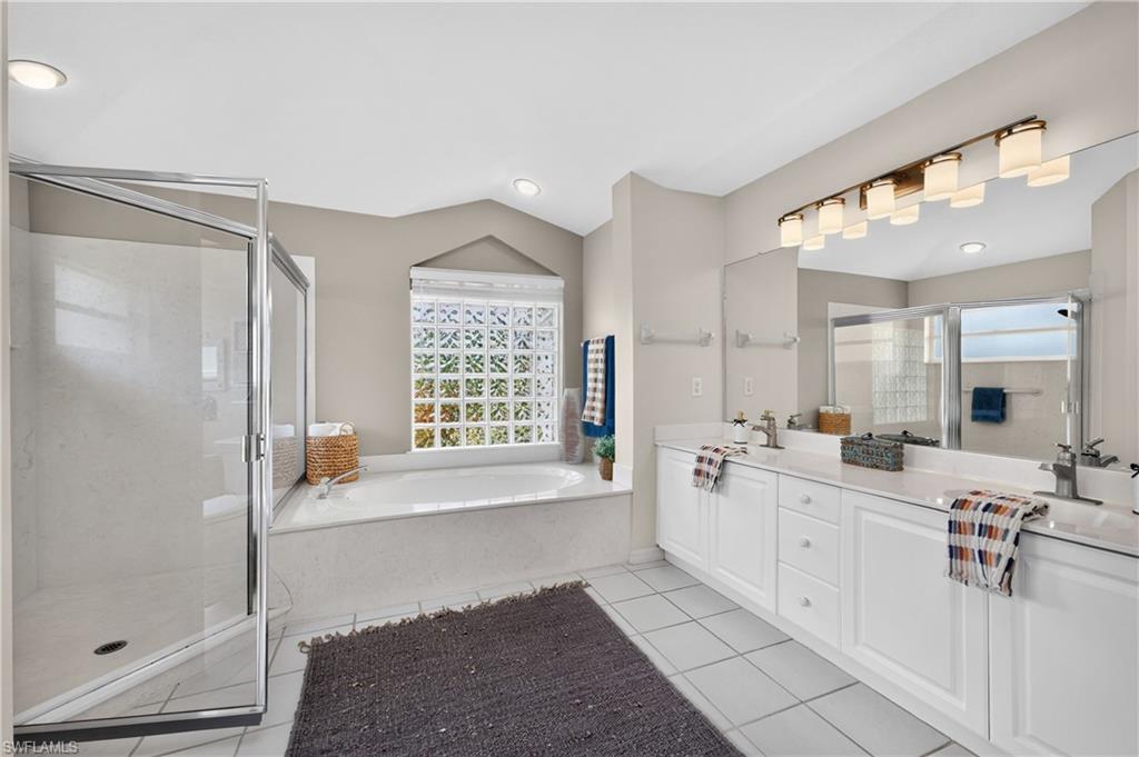 6011 Key Largo Cir Property Photo 38