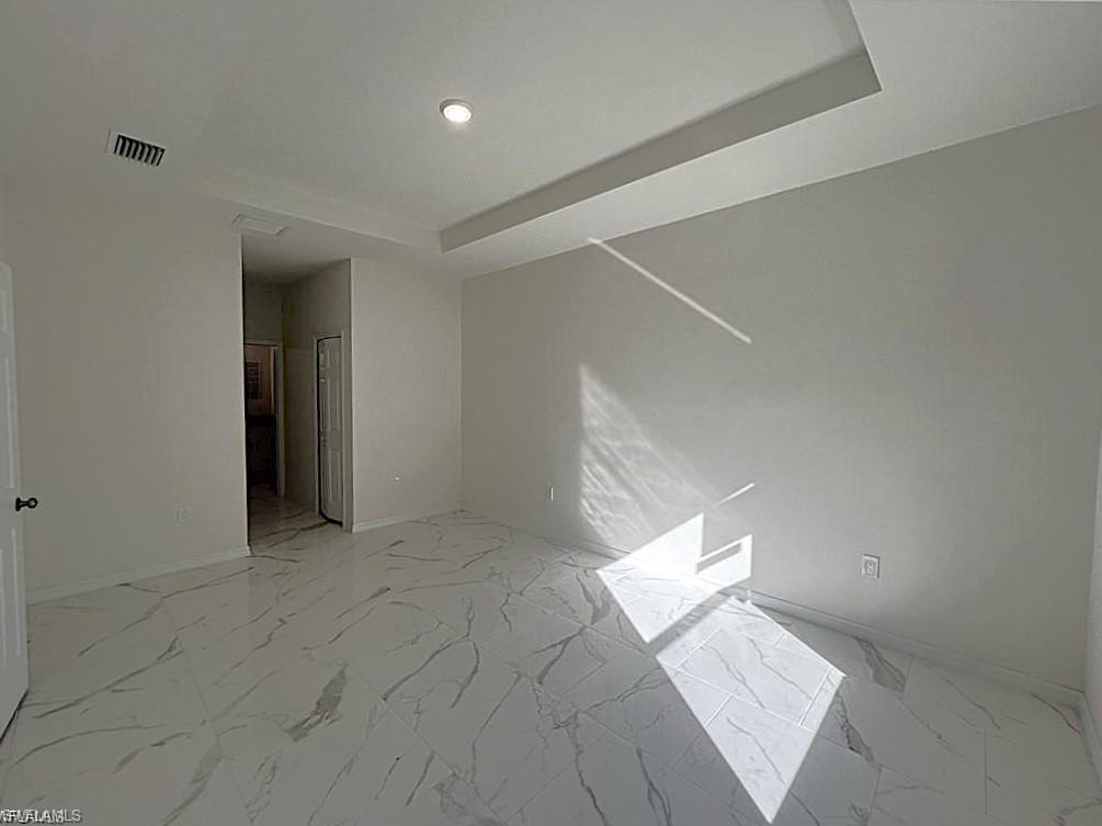 1236 Ramsay St E Property Photo 12