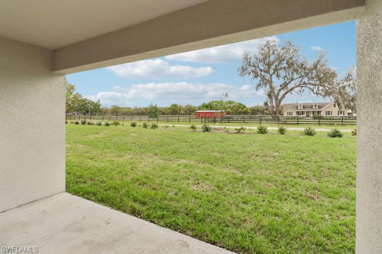 925 Jacaranda Pkwy E Property Photo 15