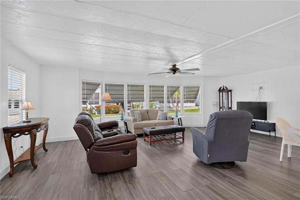 14716 Nantucket Rd 411 Property Photo 6