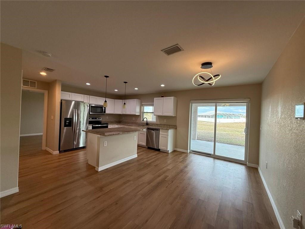 7033 Waldo Cir Property Photo 7
