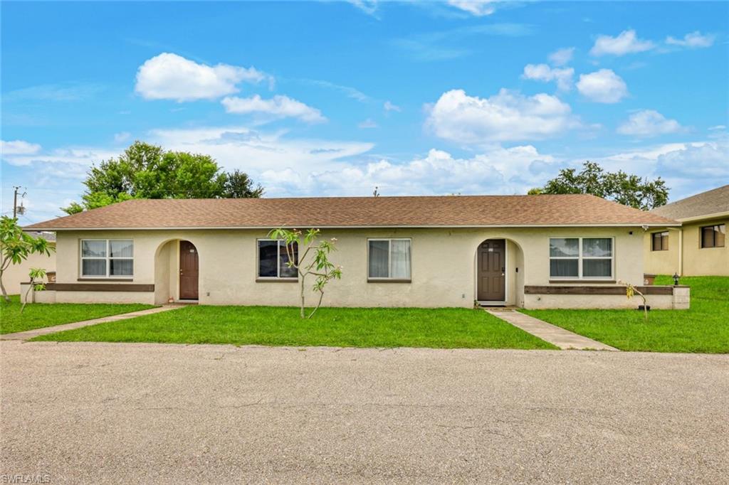 523/525 SE Van Loon TER Property Photo 1
