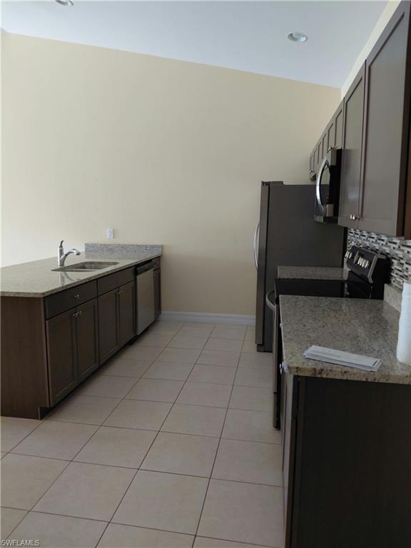 4608 Santa Barbara Blvd Property Photo 10