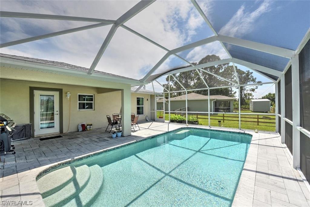 5029 W Hummingbird Dr Property Photo 3