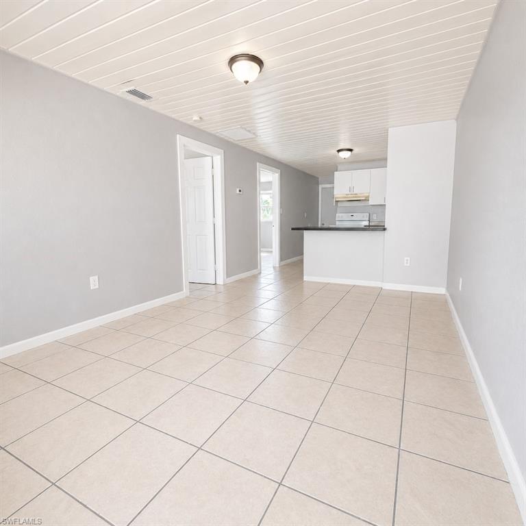 3240 Dora St Property Photo 2