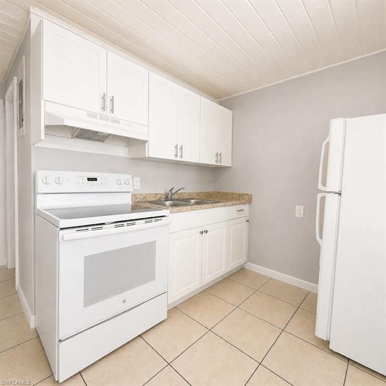 3240 Dora St Property Photo 5
