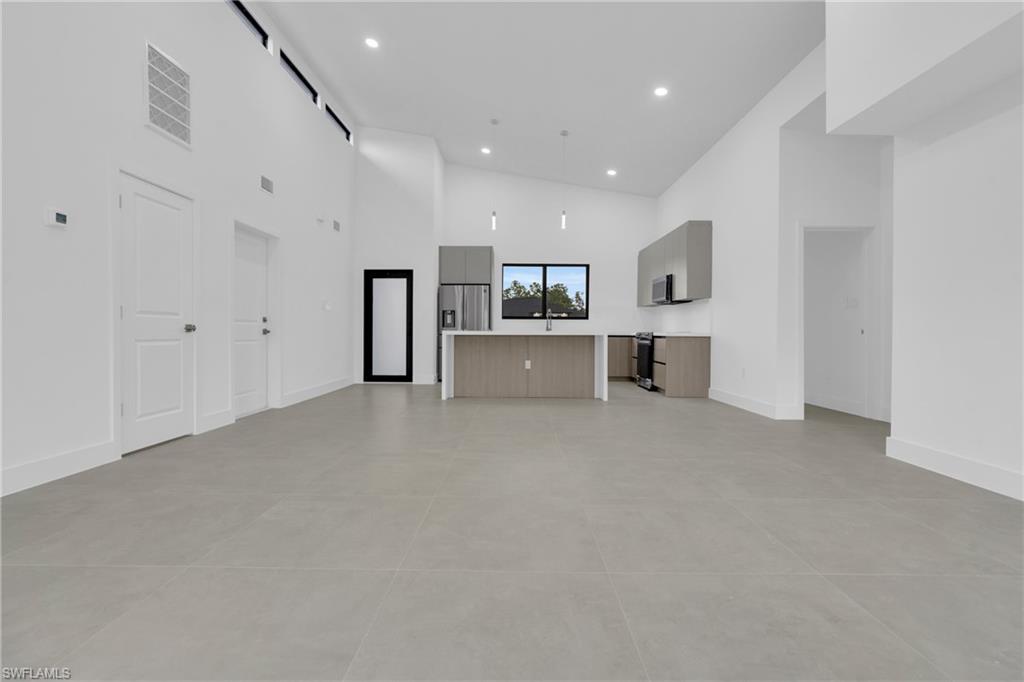 1011 State Ave Property Photo 11