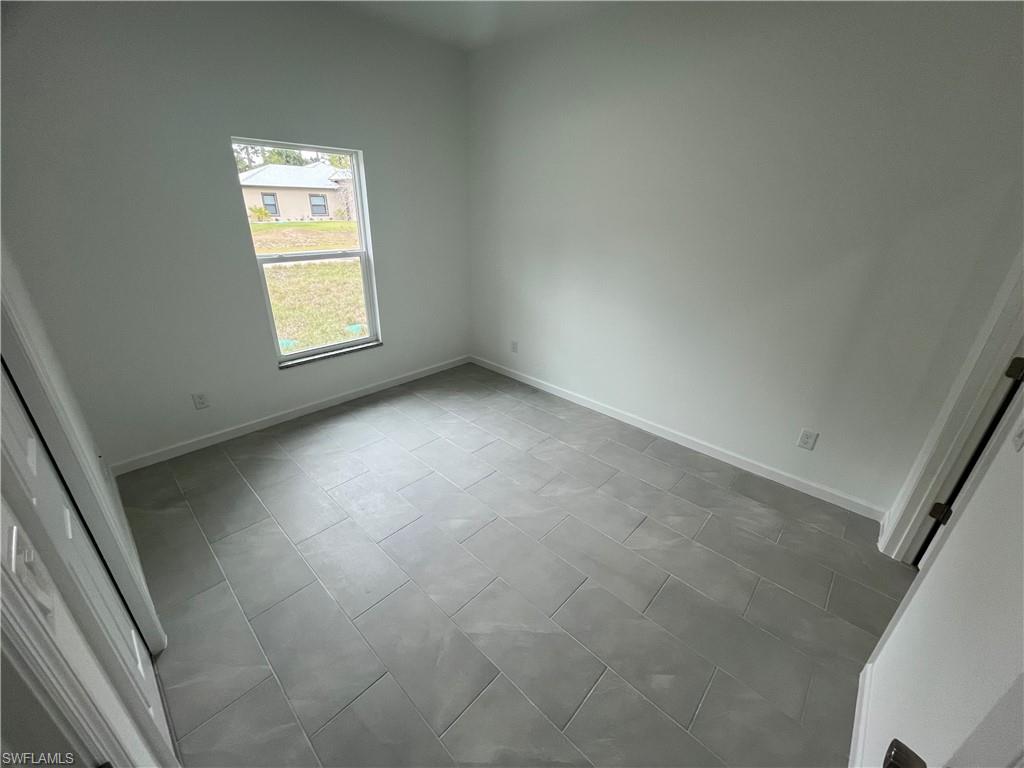 4605 Karen Ave N Property Photo 8