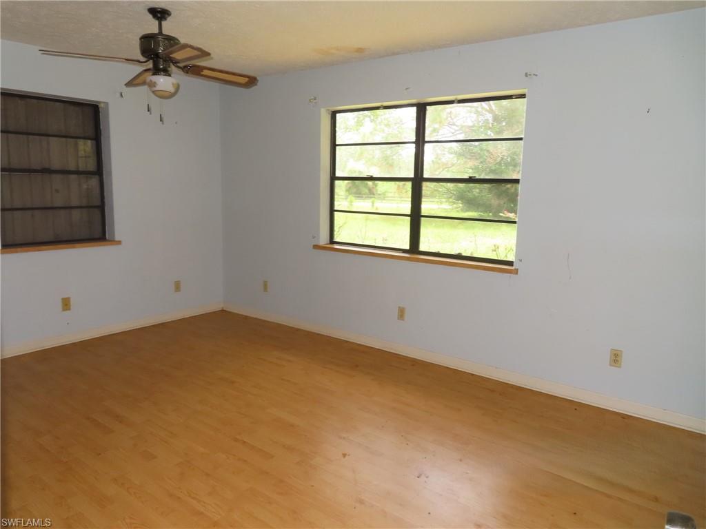 5255 Pioneer 23rd St Property Photo 14