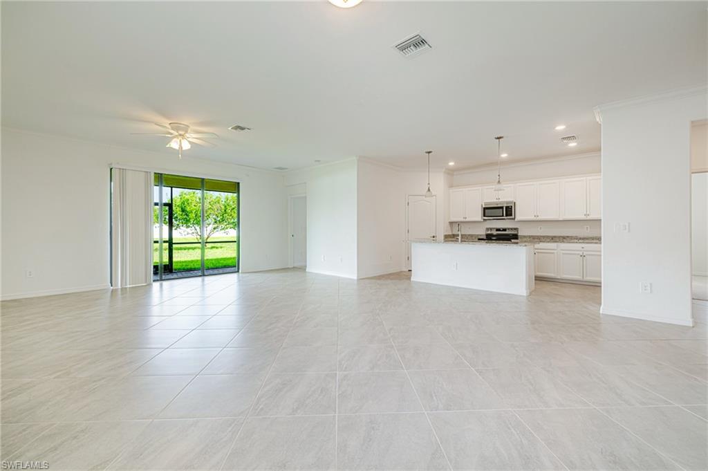 14454 Cantabria Dr Property Photo 5
