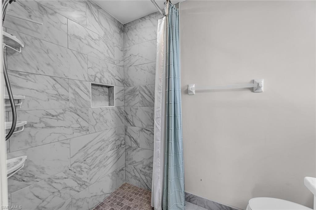 219 Se 19th Ct Property Photo 14