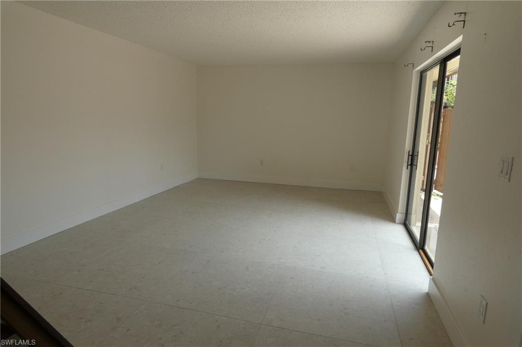 5235 Cedarbend Dr 4 Property Photo 6